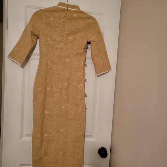 NWT Gold qipao / midi cheongasm small - Picture 2 of 6